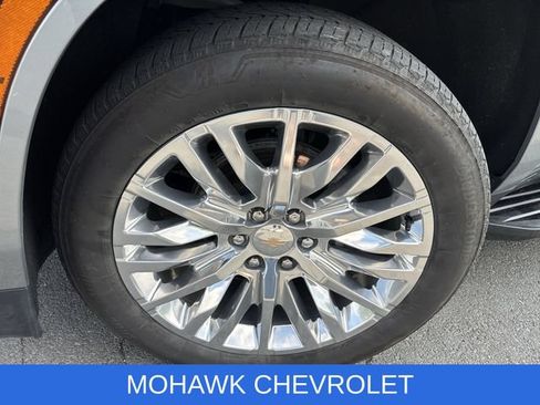 Used 2025 Chevrolet Tahoe LS AWD/4WD image 33