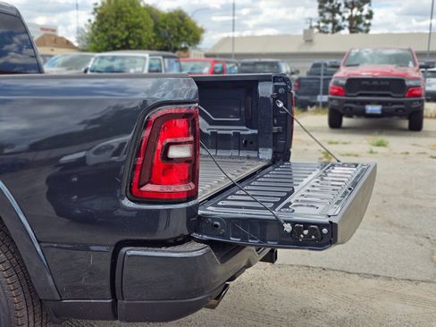 New 2026 RAM 1500 Big Horn w/ Night Edition RWD image 7