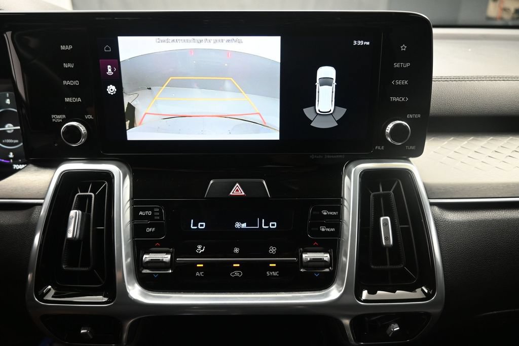 Used 2023 Kia Sorento SX AWD/4WD image 11