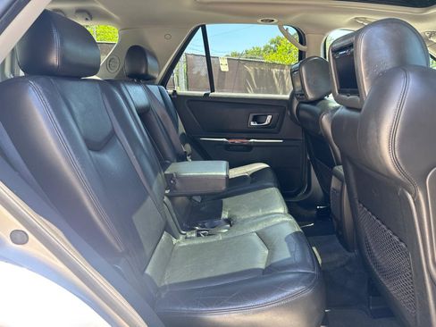 Used 2006 Cadillac SRX w/ Drivers Level One Package AWD/4WD image 23