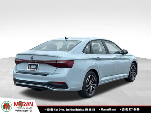 Used 2026 Volkswagen Jetta Sport FWD image 4