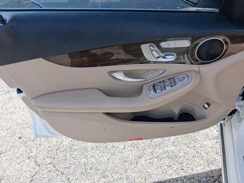 Used 2018 Mercedes-Benz C 300 Sedan image 12