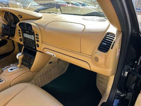 Used 2003 Porsche 911 Carrera image 19