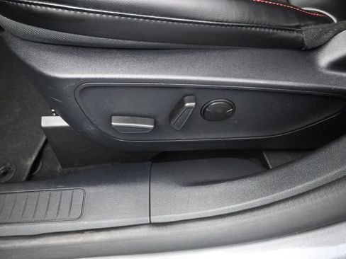 Used 2025 Ford Escape ST-Line AWD/4WD image 21
