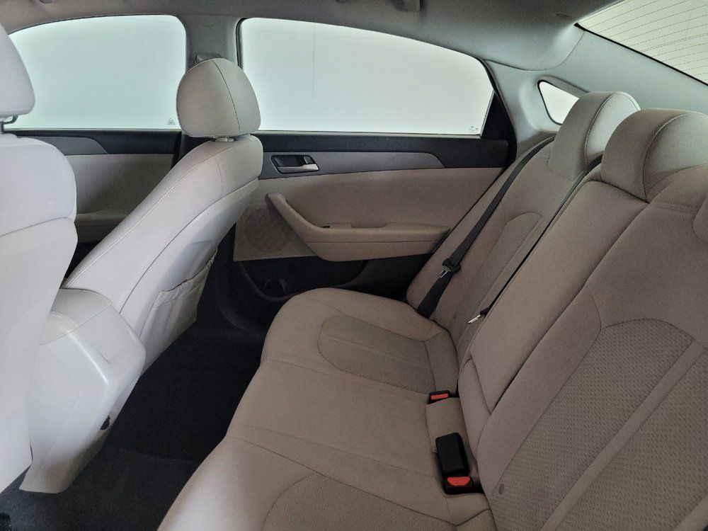 Used 2019 Hyundai Sonata SE FWD image 18