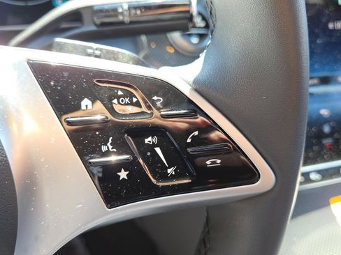 Used 2026 Mercedes-Benz GLC 300 image 28