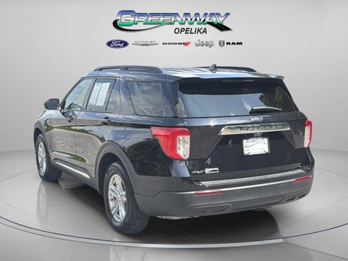 Used 2023 Ford Explorer XLT RWD image 5