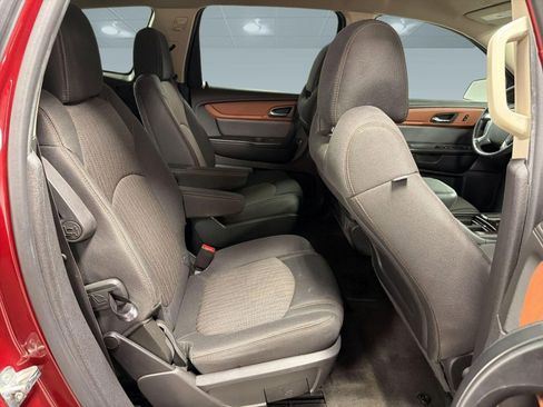 Used 2015 Chevrolet Traverse LT FWD image 30