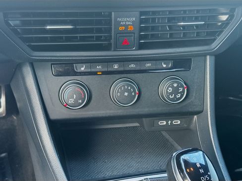 Used 2024 Volkswagen Jetta Sport FWD image 14