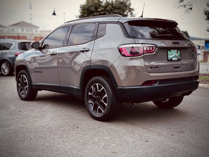 Used 2019 Jeep Compass Sport AWD/4WD image 5
