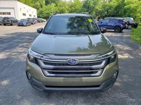 Used 2025 Subaru Forester Limited AWD/4WD image 5