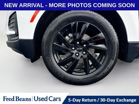 Used 2023 Chevrolet Equinox LS w/ LS Convenience Package AWD/4WD image 12