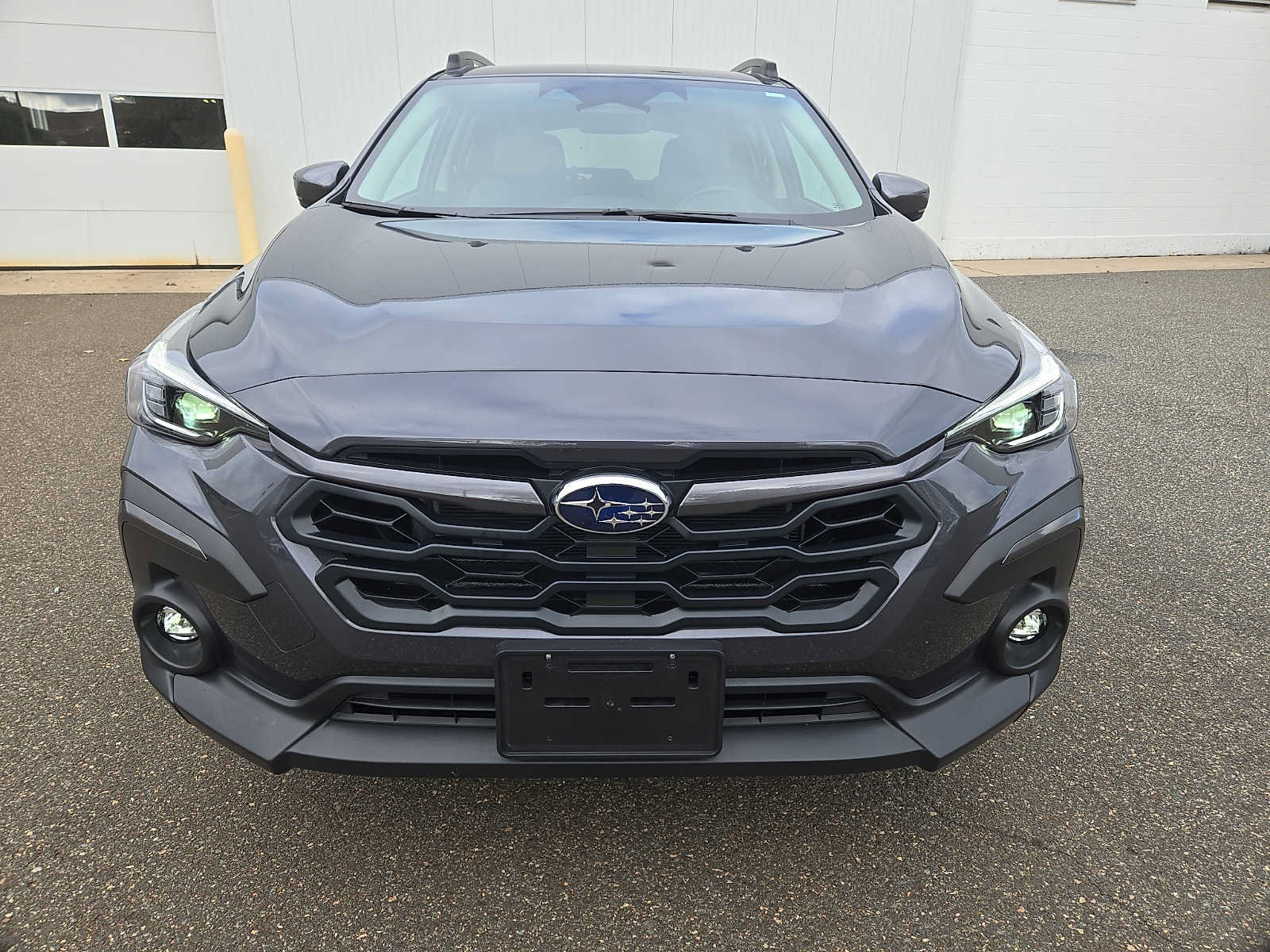 Used 2025 Subaru Crosstrek 2.5i Limited AWD/4WD image 2