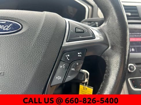 Used 2016 Ford Fusion SE w/ Equipment Group 202A FWD image 11