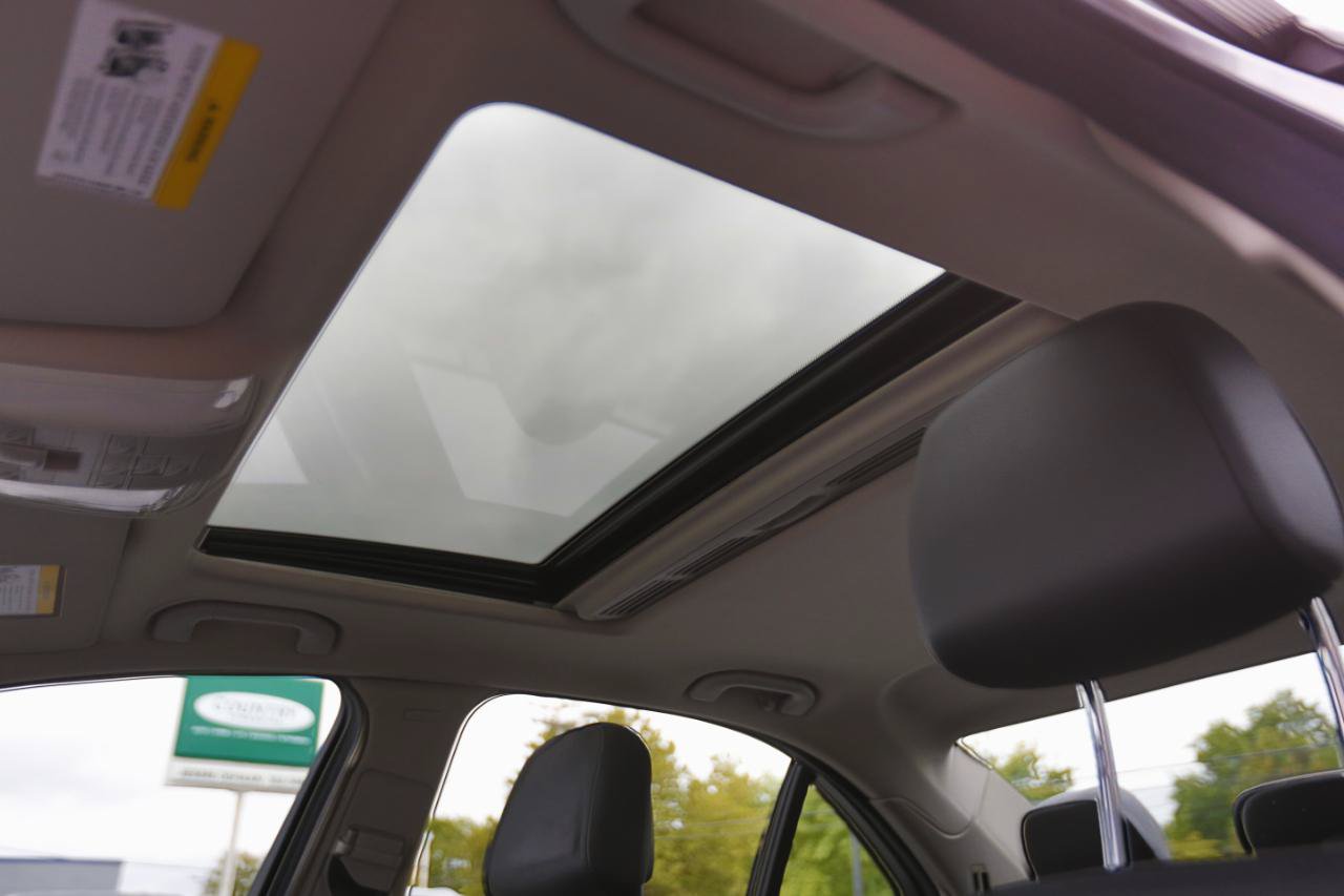 Used 2014 Mercedes-Benz C 300 4MATIC Sedan image 10