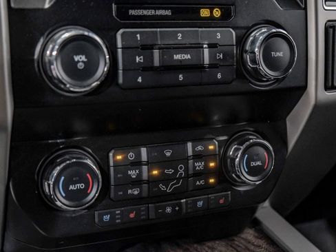 Used 2019 Ford F250 Lariat w/ Lariat Ultimate Package image 28