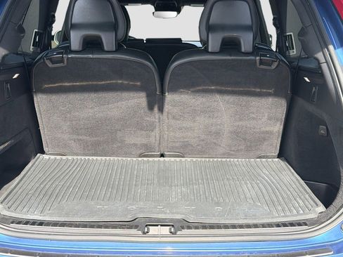 Used 2019 Volvo XC90 T6 R-Design w/ Advanced Package image 11