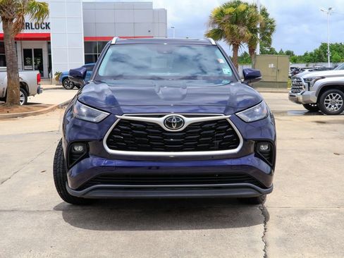 Used 2023 Toyota Highlander XLE FWD image 27