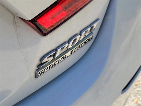 Used 2022 Honda Accord Sport Special Edition image 6