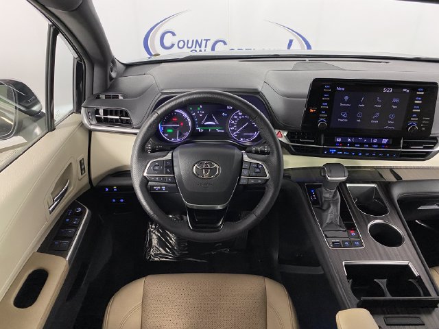 Used 2021 Toyota Sienna Limited AWD/4WD image 20
