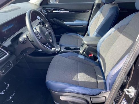 Used 2024 Kia Seltos S AWD/4WD image 5