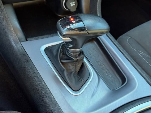 Used 2023 Dodge Charger SXT image 30