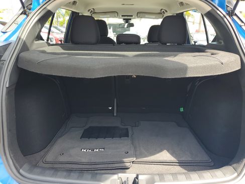 Certified 2023 Nissan Kicks SR image 28