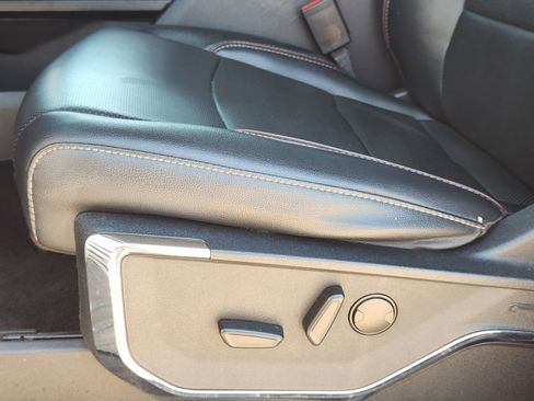 Used 2023 Ford F150 Lariat image 28