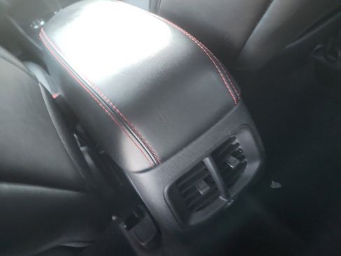 Used 2019 Jeep Cherokee Trailhawk w/ Cold Weather Group image 33