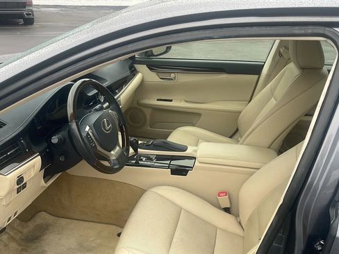 Used 2014 Lexus ES 350 image 19