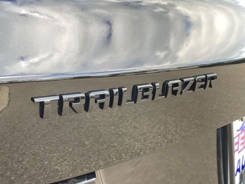 Used 2023 Chevrolet TrailBlazer RS w/ Convenience Package FWD image 28