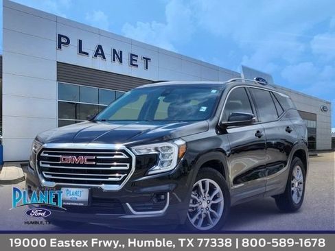 Used 2024 GMC Terrain SLT FWD image 1