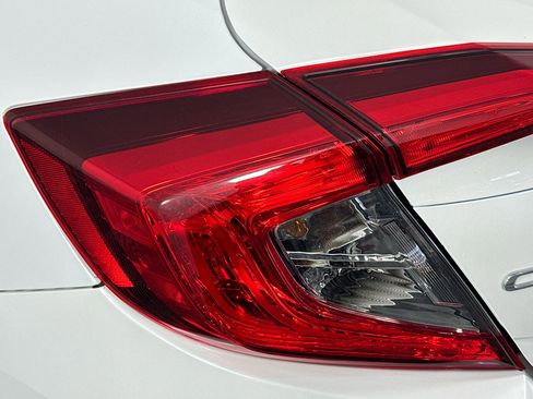 Used 2021 Honda Civic Sport image 35