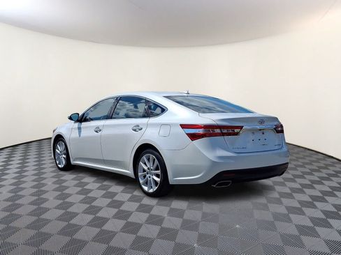 Used 2014 Toyota Avalon Limited FWD image 7