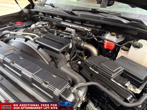 Used 2024 GMC Sierra 2500 Denali w/ Technology Package image 16