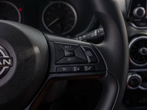 Used 2025 Nissan Sentra S image 26