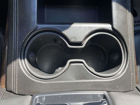 Used 2019 Chevrolet Tahoe LT image 18