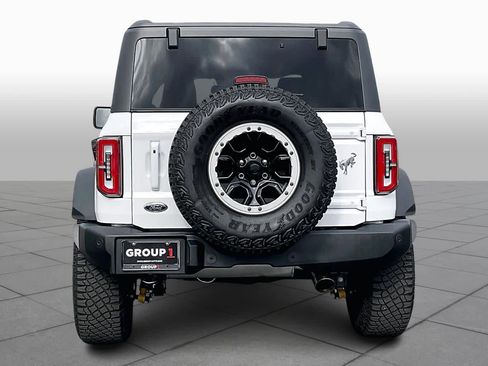 Used 2023 Ford Bronco Outer Banks w/ Sasquatch Package image 4