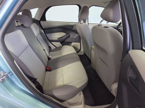 Used 2012 Ford Focus SE FWD image 25
