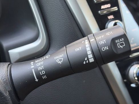 Certified 2024 Nissan Murano SV image 21