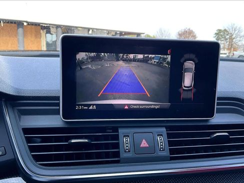 Used 2019 Audi SQ5 Premium Plus w/ Premium Plus Package image 27