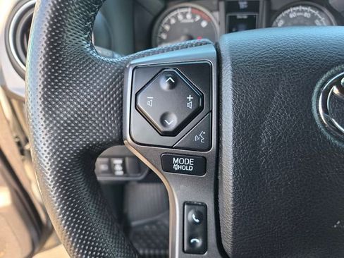 Used 2021 Toyota Tacoma TRD Off-Road w/ Technology Package AWD/4WD image 22