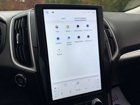 Certified 2023 Ford Edge SEL w/ Sport Appearance Package image 27