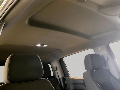 Used 2020 Chevrolet Silverado 1500 LT w/ Texas Edition RWD image 13