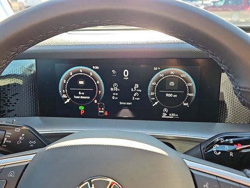 New 2026 Volkswagen Tiguan SE R-Line image 19