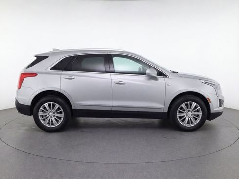 Used 2018 Cadillac XT5 FWD image 8