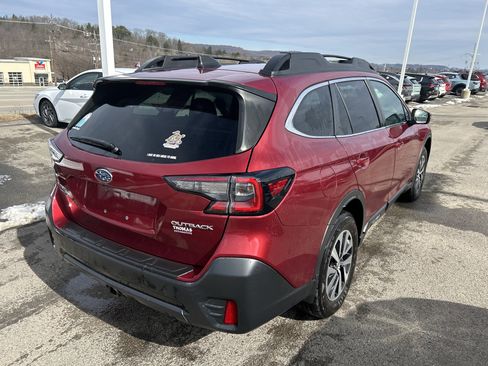 Certified 2022 Subaru Outback Premium image 6