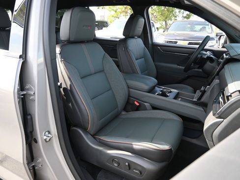 New 2026 GMC Acadia AT4 AWD/4WD image 27