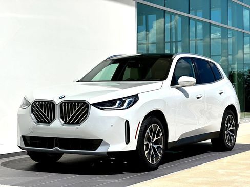 New 2026 BMW X3 xDrive30 w/ Convenience Package AWD/4WD image 9