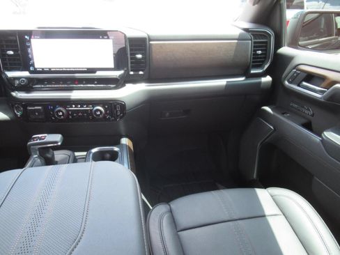 Used 2026 Chevrolet Silverado 1500 High Country w/ Midnight Edition RWD image 14